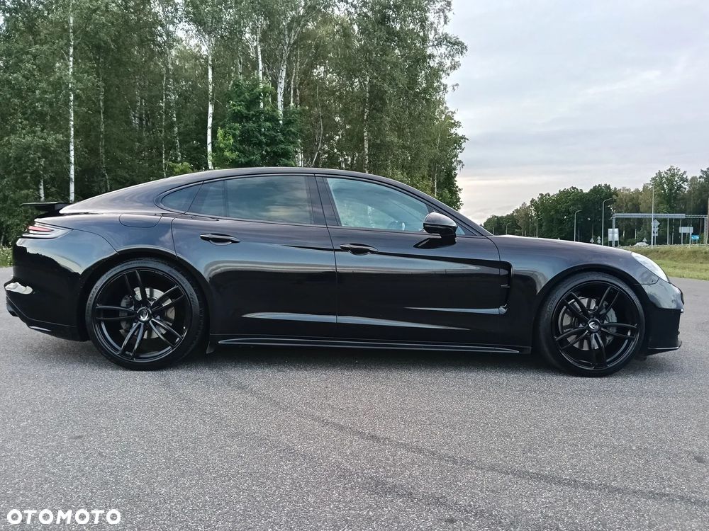 Porsche Panamera - 15