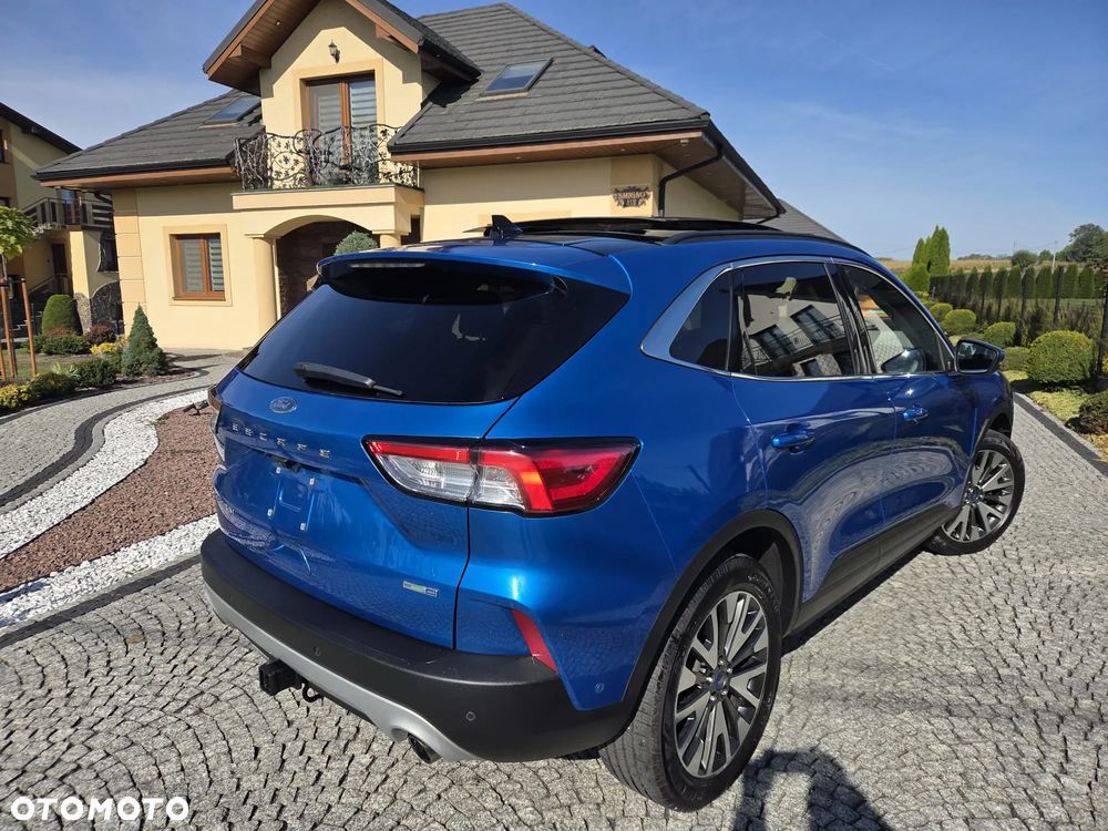 Ford Kuga 2.0 EcoBoost 4x4 Titanium - 36