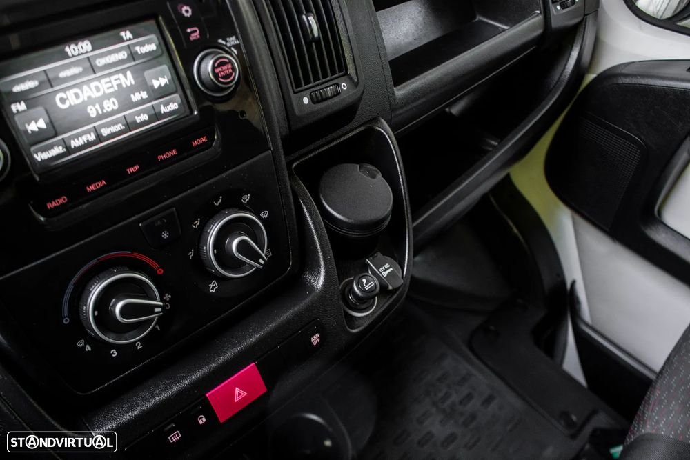 Citroën Jumper BlueHDi 130 - 21