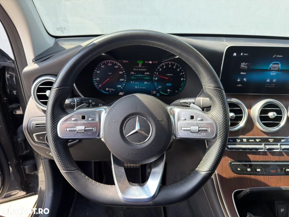 Mercedes-Benz GLC 300 e 4MATIC - 15