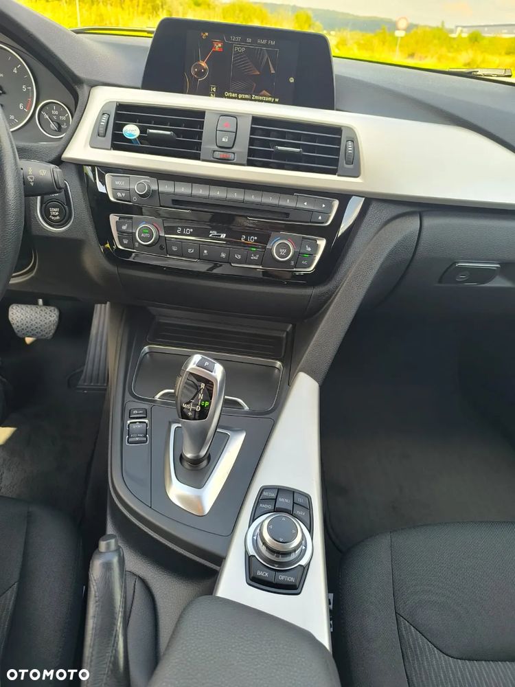 BMW Seria 3 - 17