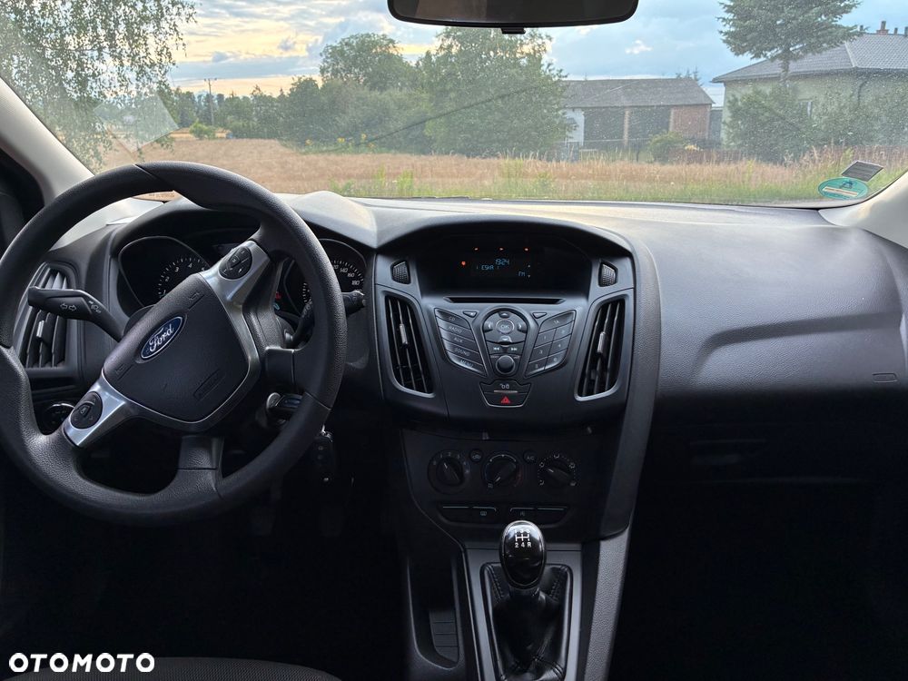Ford Focus - 10