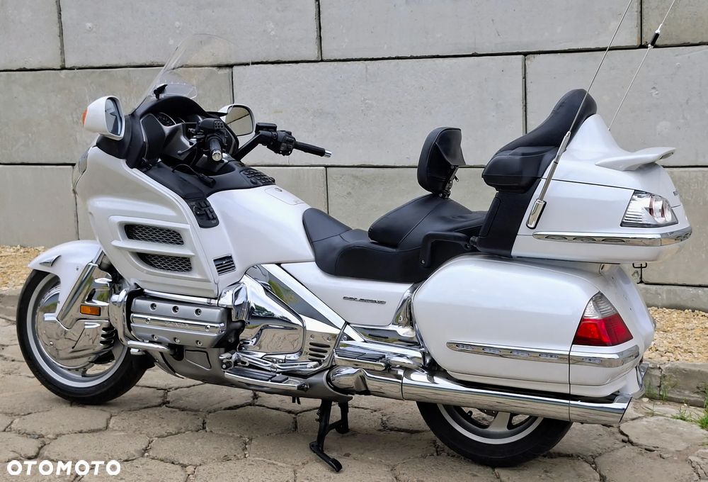 Honda GL - 13
