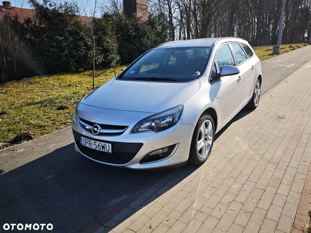 Opel Astra 1.7 CDTI Cosmo - 4