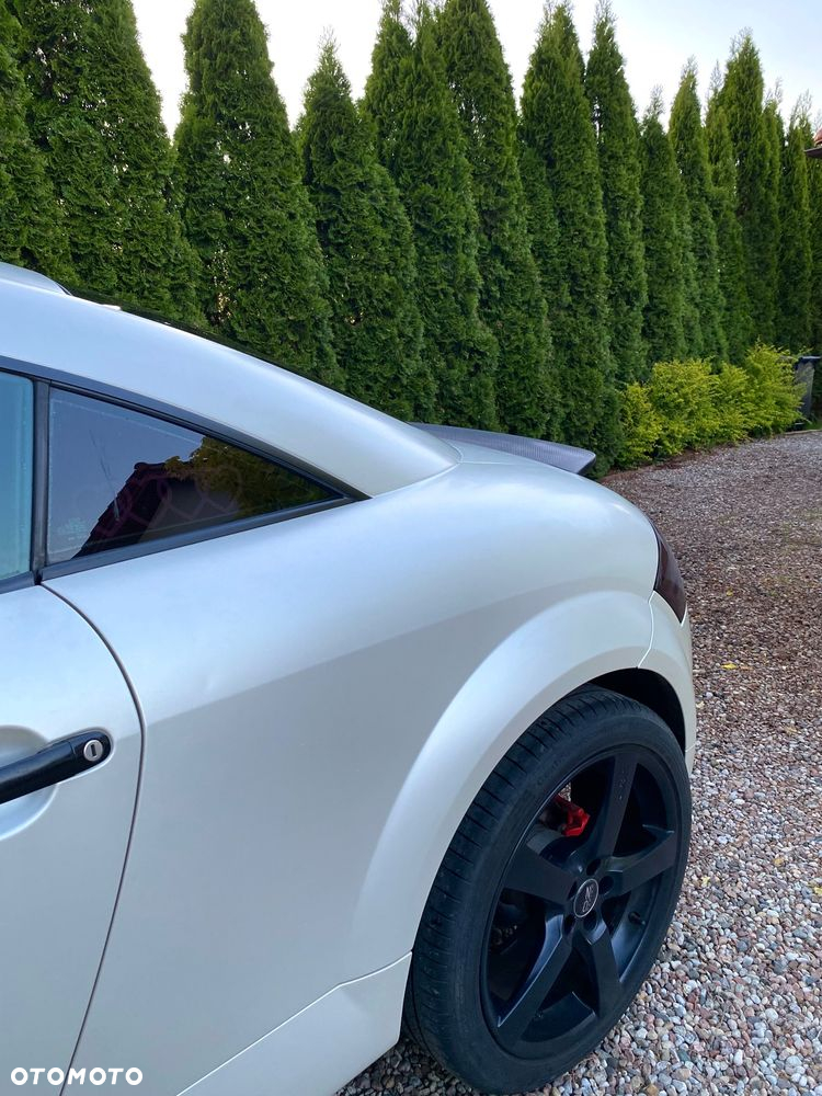 Audi TT Coupé - 8