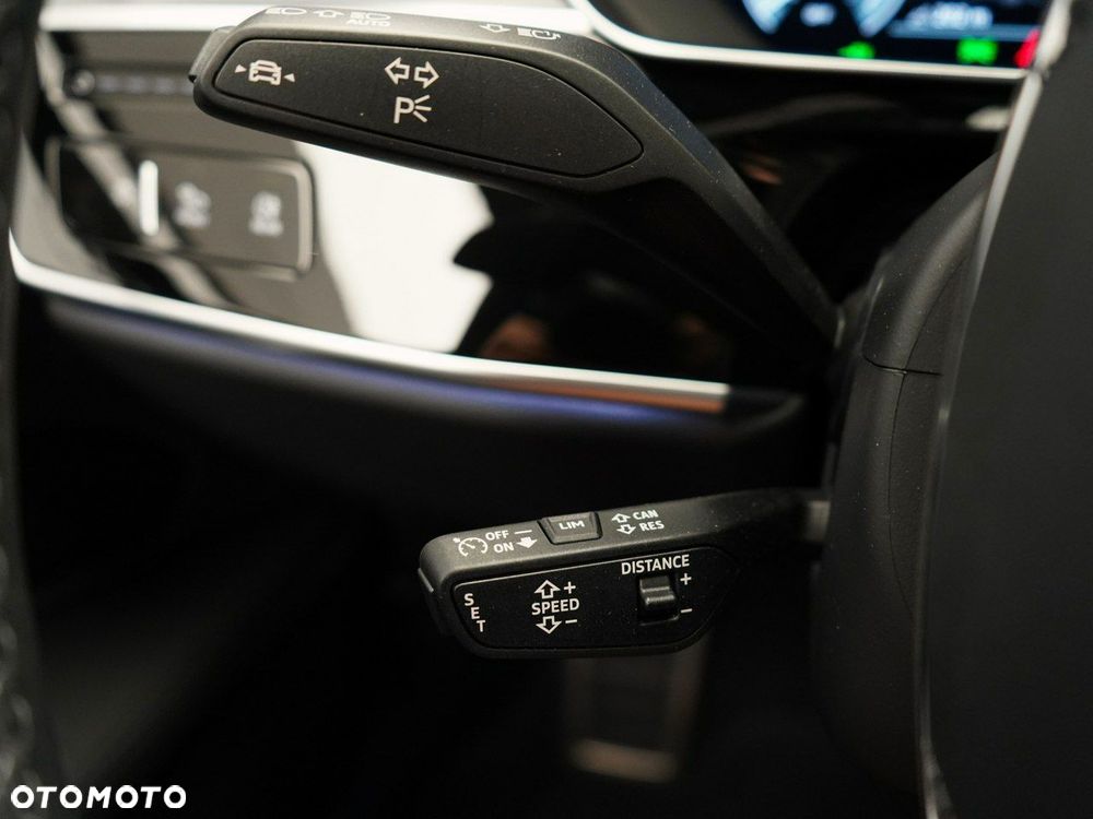 Audi A8 - 25