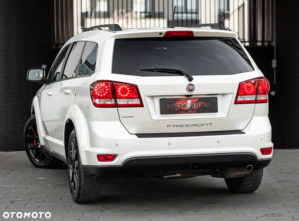 Fiat Freemont 2.0 Multijet 16V DPF Automatik Allrad Black Code - 8