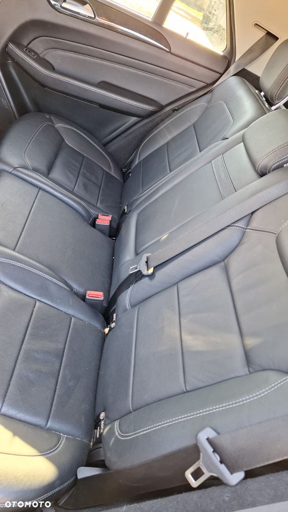 Mercedes-Benz ML - 27