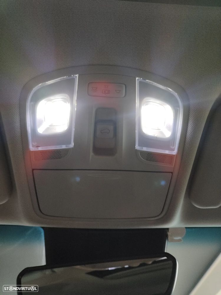 Hyundai Kauai 64 kWh Premium+P.Premium - 33