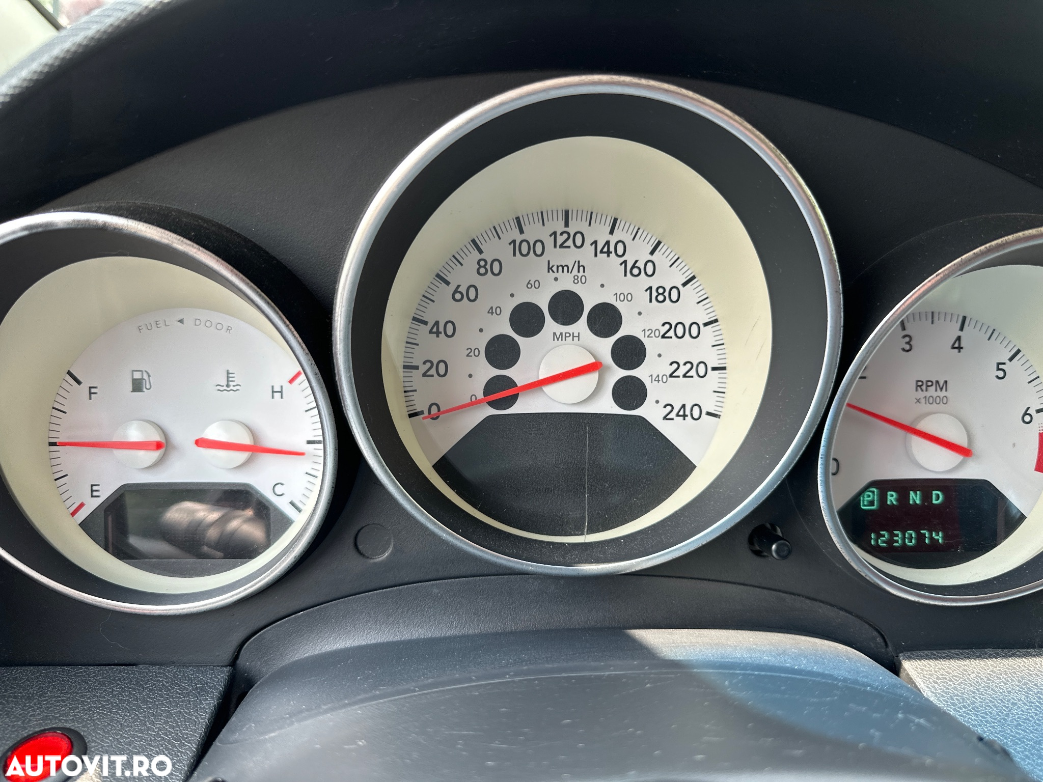 Dodge Caliber - 21