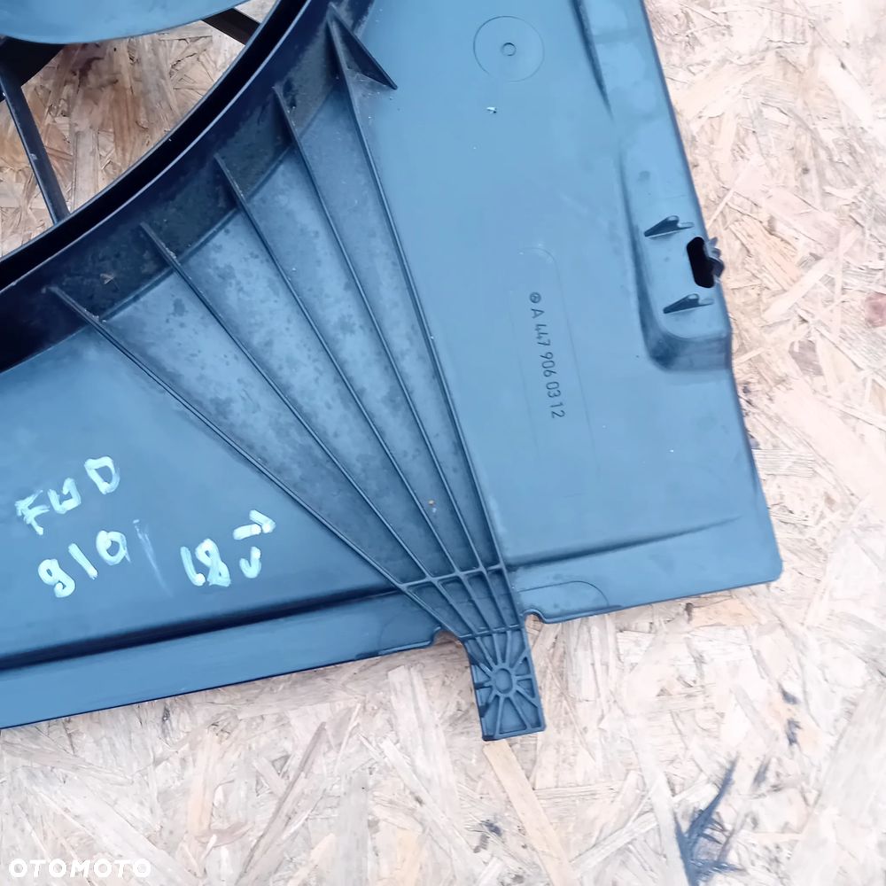 Mercedes Sprinter 910 2.2 Euro 6 FWD wentylator chłodnic- obudowa- komplet - 3