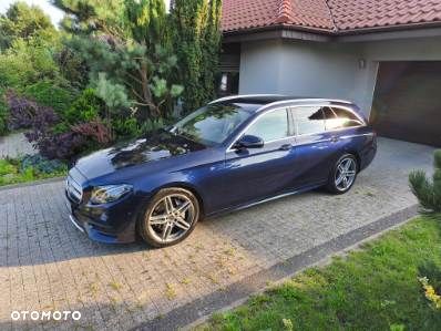 Mercedes-Benz Klasa E 220 d 4-Matic 9G-TRONIC - 26