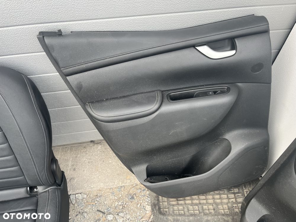 Fotele komplet Mercedes W470 X-KLASA - 11