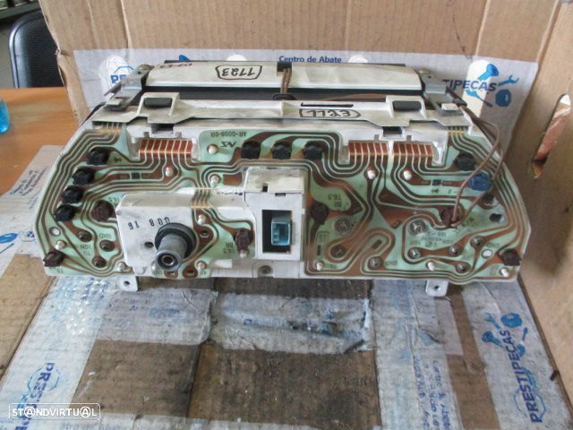 Quadrante YAC10534 ROVER 214 1993    1.4  Kmh 1585183 - 1