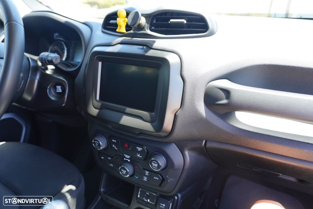 Jeep Renegade 1.0 T Longitude - 17