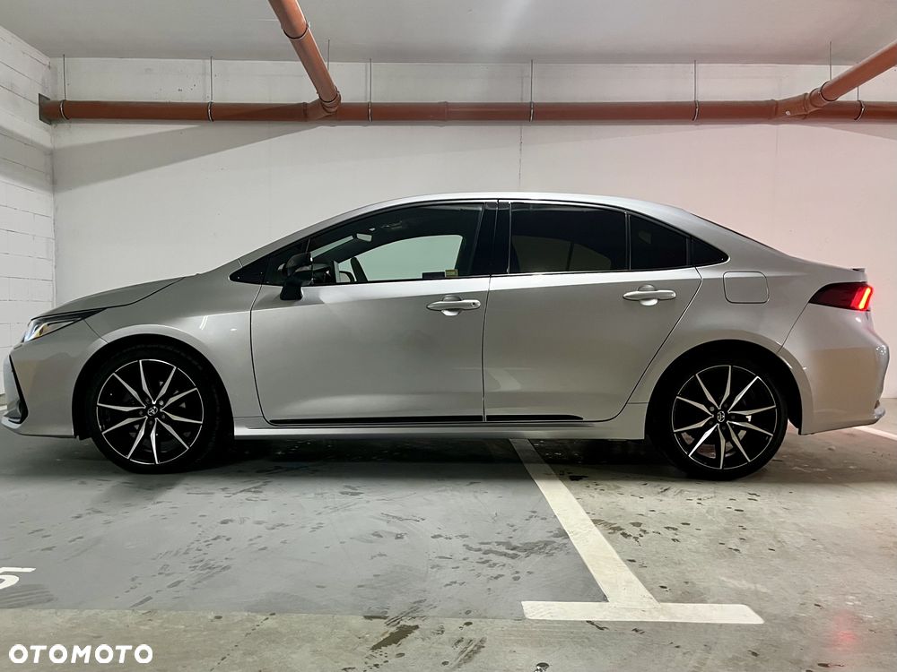 Toyota Corolla 1.8 Hybrid GR Sport Dynamic - 3
