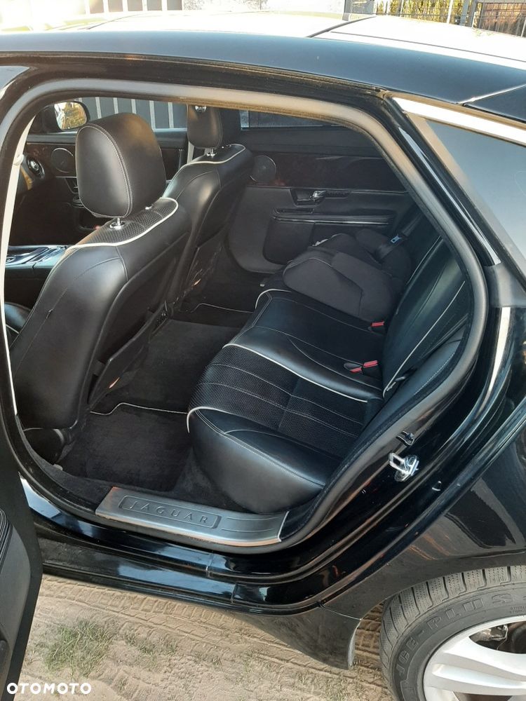 Jaguar XJ - 5