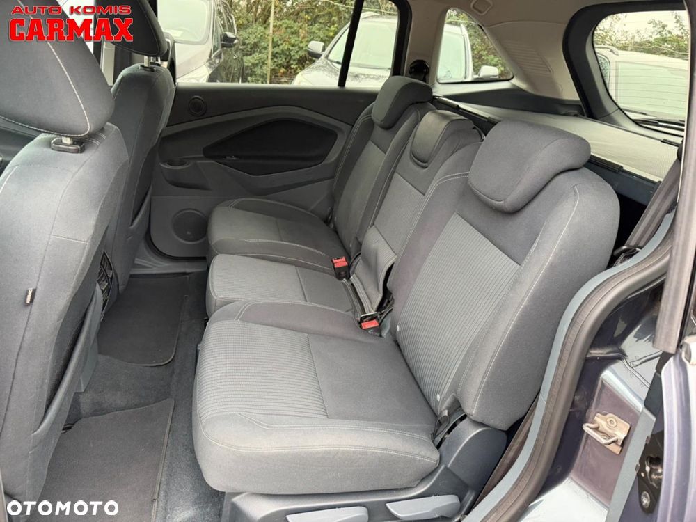 Ford Grand C-MAX - 12