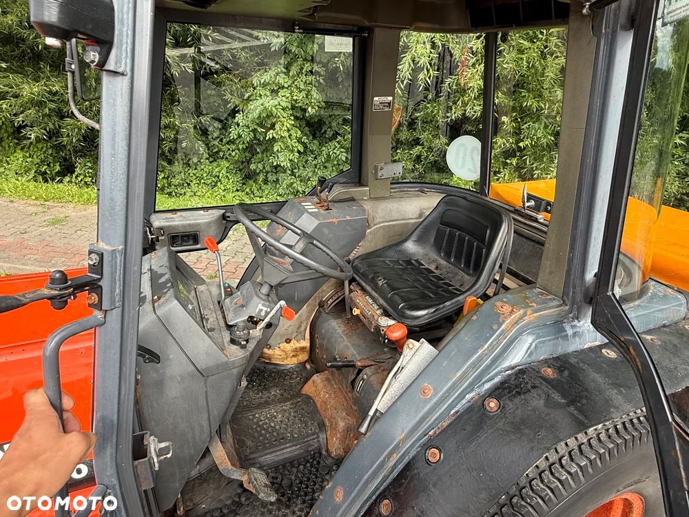Kubota * Traktor KUBOTA L4200 * 4x4 * Pług Piaskarka * Wałek Przód Tył * Sprowadzony* Zimowe Utrzymanie - 25