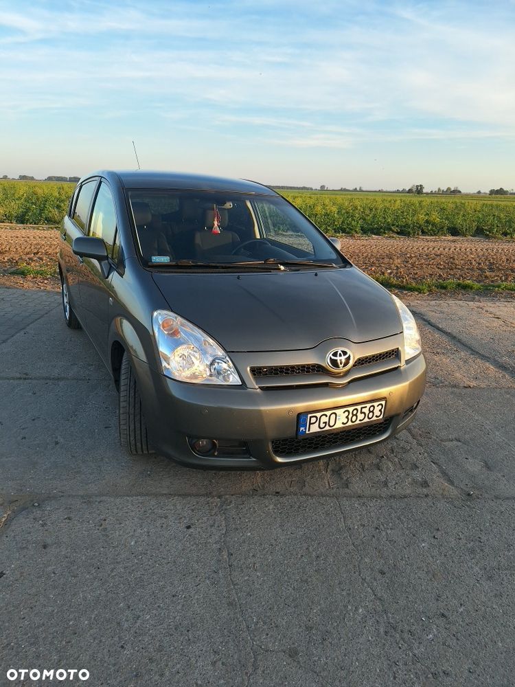 Toyota Corolla Verso - 6