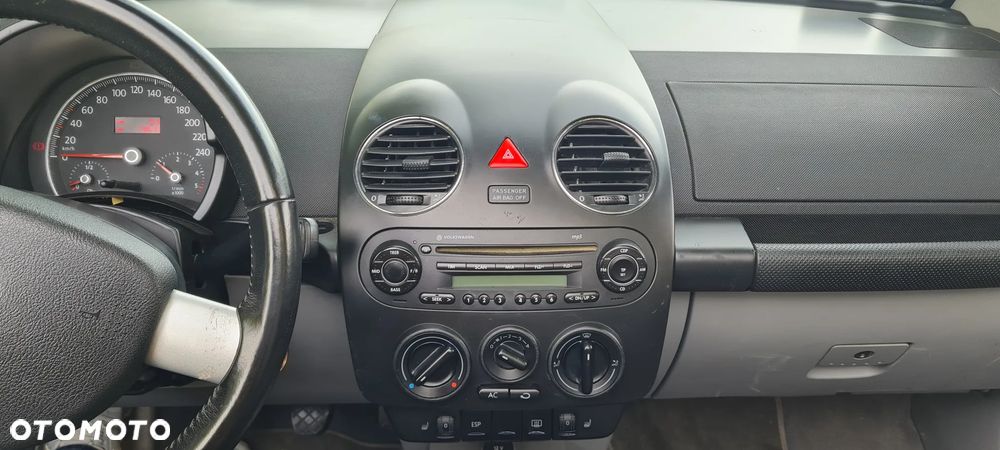 Volkswagen New Beetle 1.9 TDI - 8