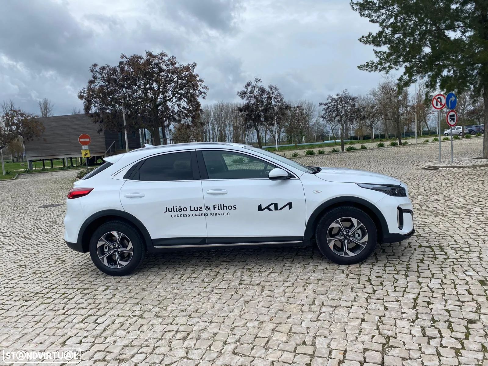 Kia XCeed 1.0 T-GDI Dynamic - 11