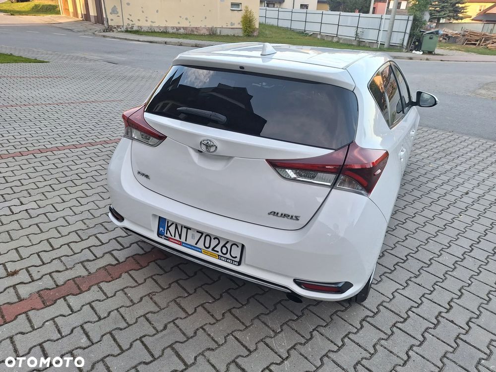 Toyota Auris - 25