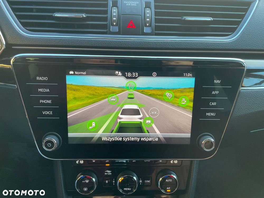 Skoda Superb 1.4 TSI Plug-In Hybrid L&K DSG - 28