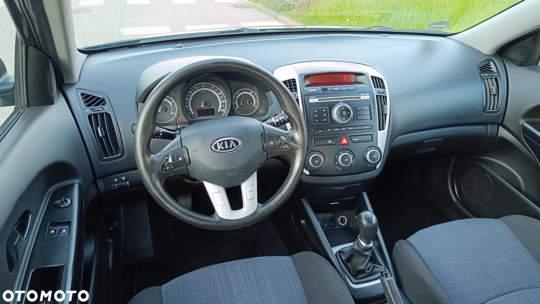 Kia Ceed 1.4 CVVT SW ISG Vision - 17