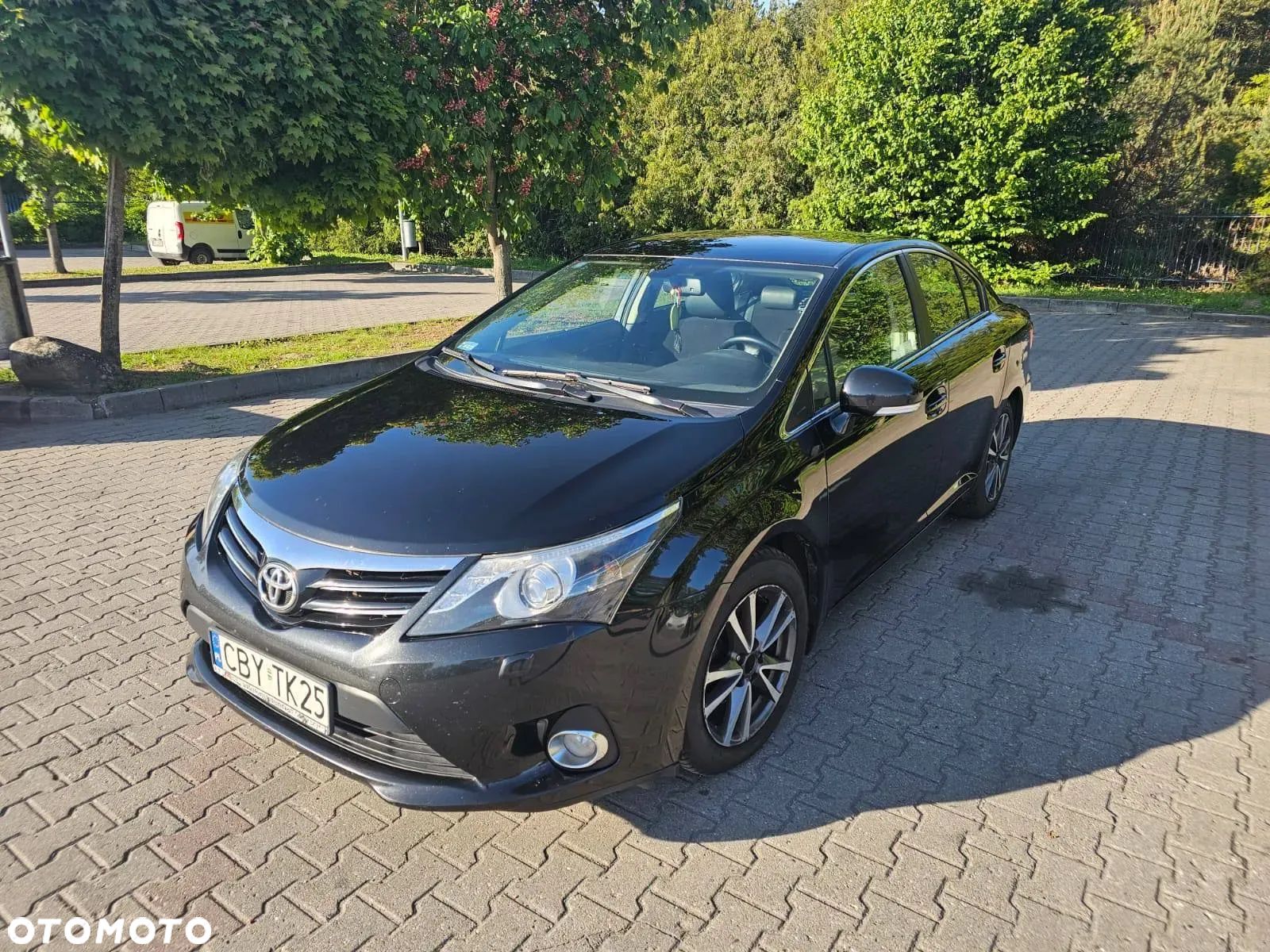 Toyota Avensis 1.8 Business Edition - 1