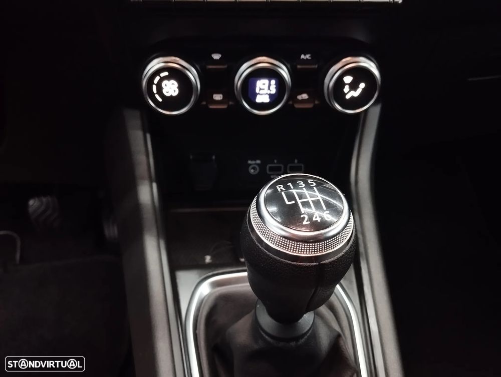 Renault Captur 1.0 TCe Exclusive - 31