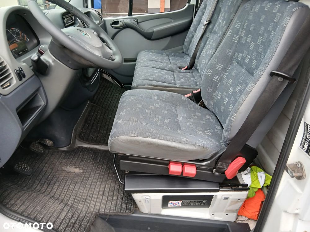 Mercedes-Benz Sprinter 416 - 14