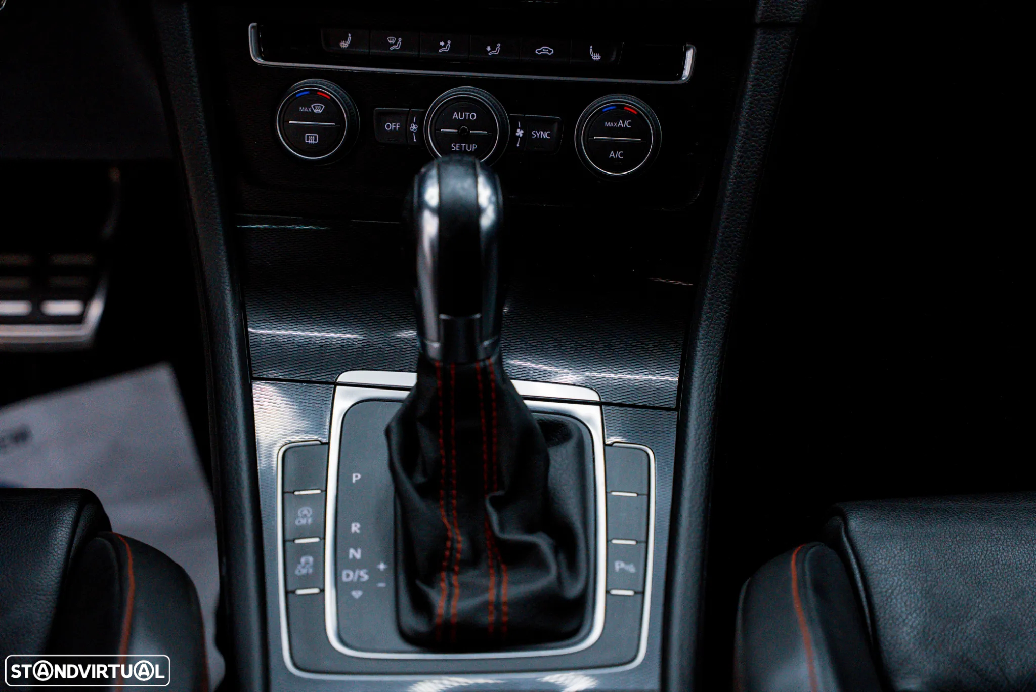 VW Golf 2.0 TSi GTi DSG Performance - 28