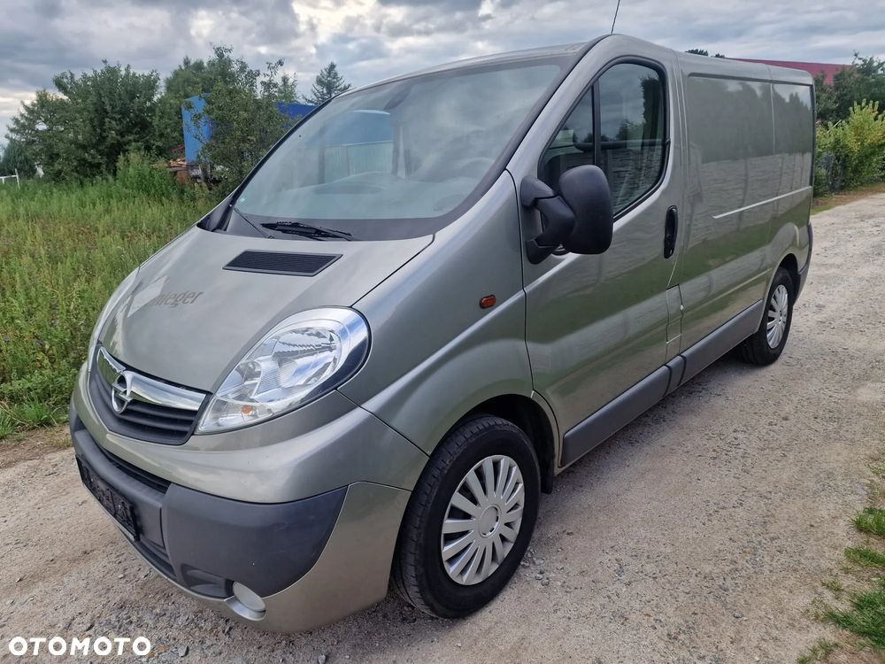 Opel Vivaro L1H1 2.7t - 8
