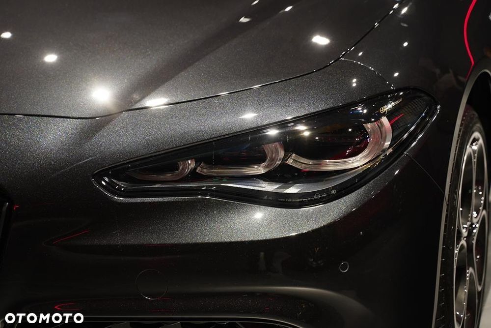 Alfa Romeo Giulia 2.0 Turbo Veloce Q4 - 21