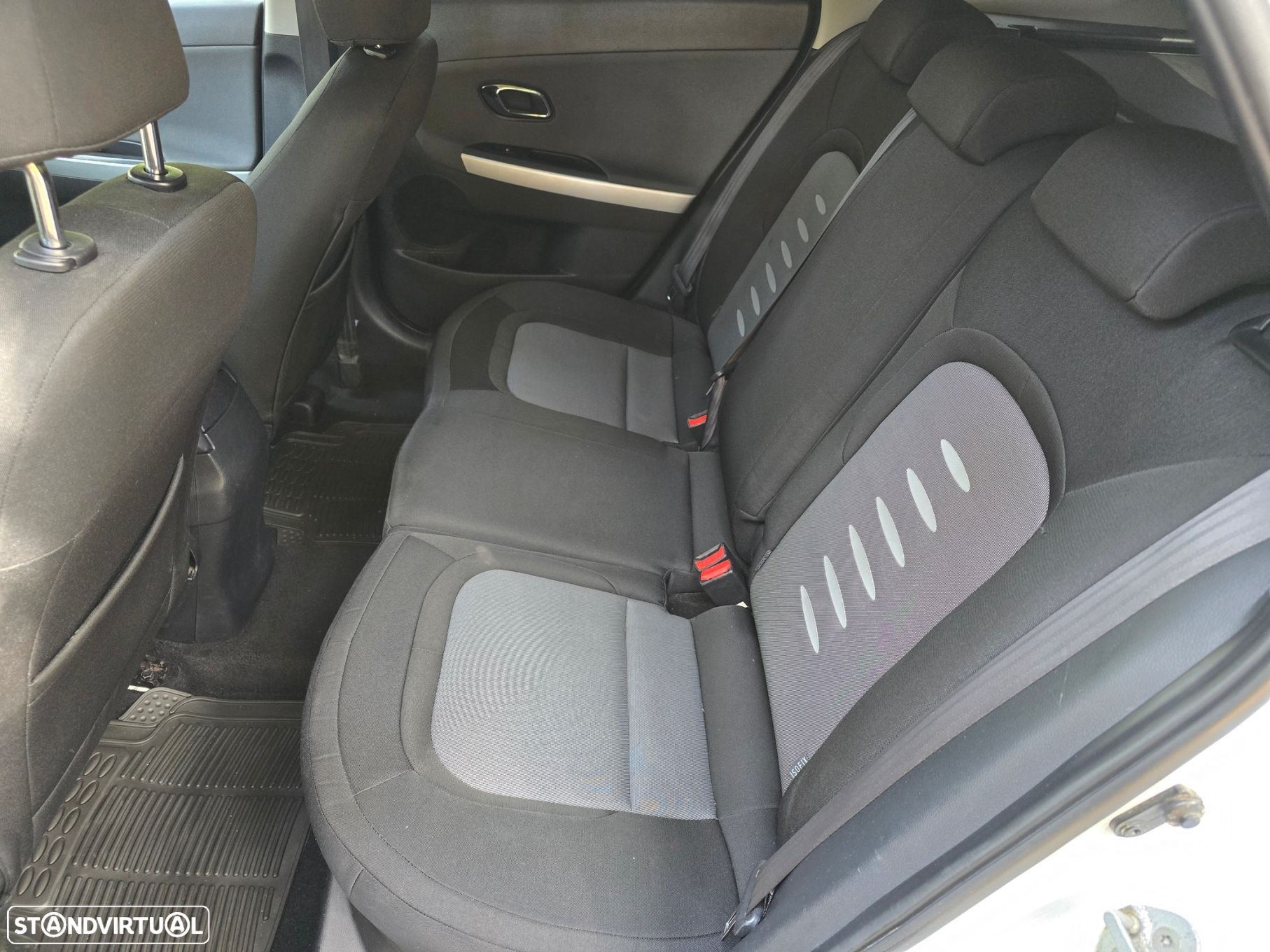 Kia Ceed SW 1.4 CRDi ECO - 22