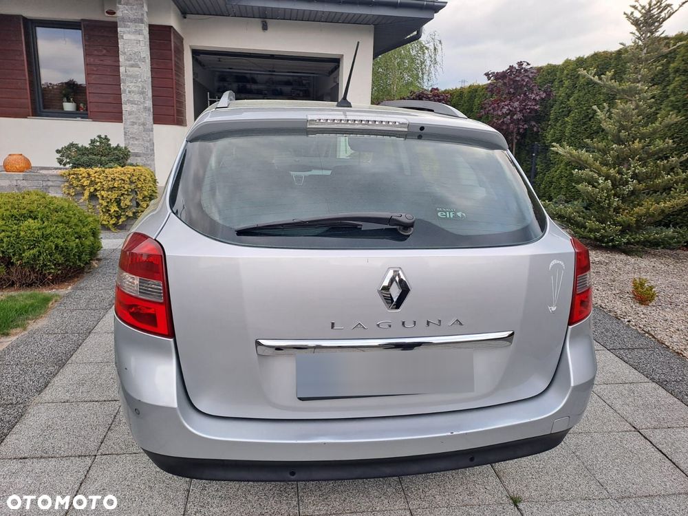 Renault Laguna - 8