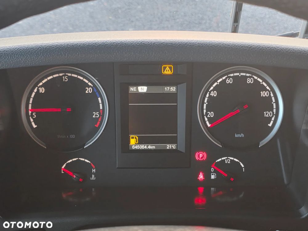 Scania P360/EURO6/WYWROT TRZYSTRONNY/SPROWADZONA ZE SZWAJCARII - 32