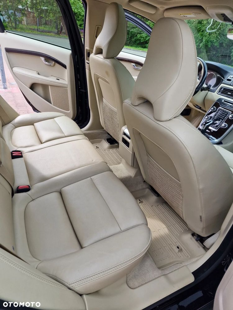 Volvo XC 70 T5 AWD Dynamic Summum - 19