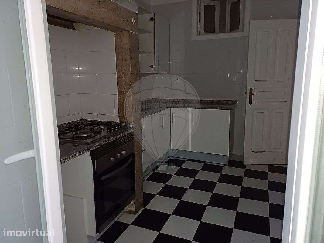 Apartamento T4 para arrendamento - Grande imagem: 2/15