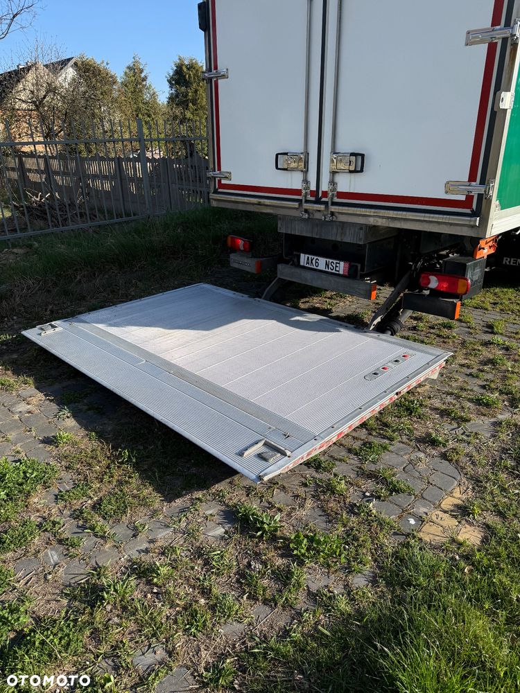 Renault D12 GAMMA - 6