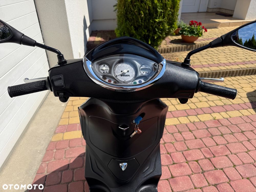 Piaggio FLY - 11