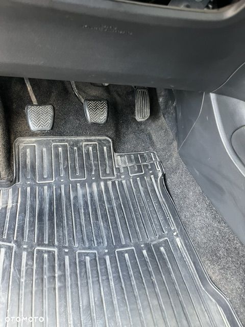 Toyota Corolla 1.6 Premium - 8