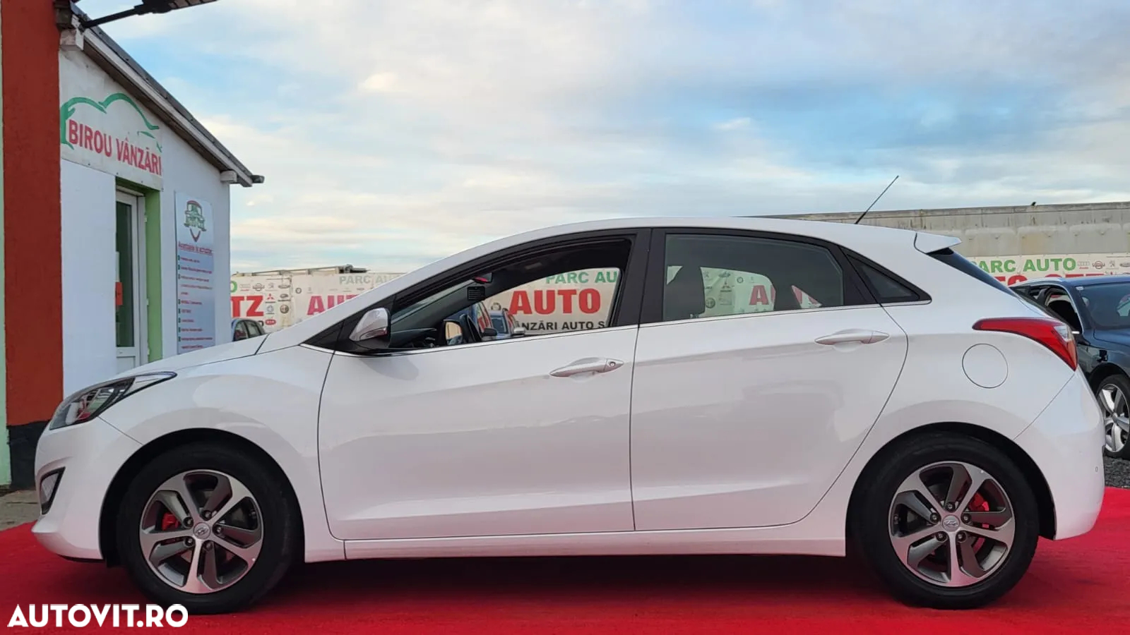 Hyundai i30 1.4 CRDi Comfort - 4