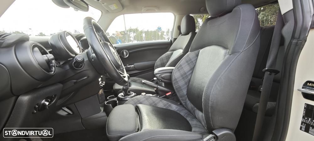 MINI 3 Portas Cooper D - 24