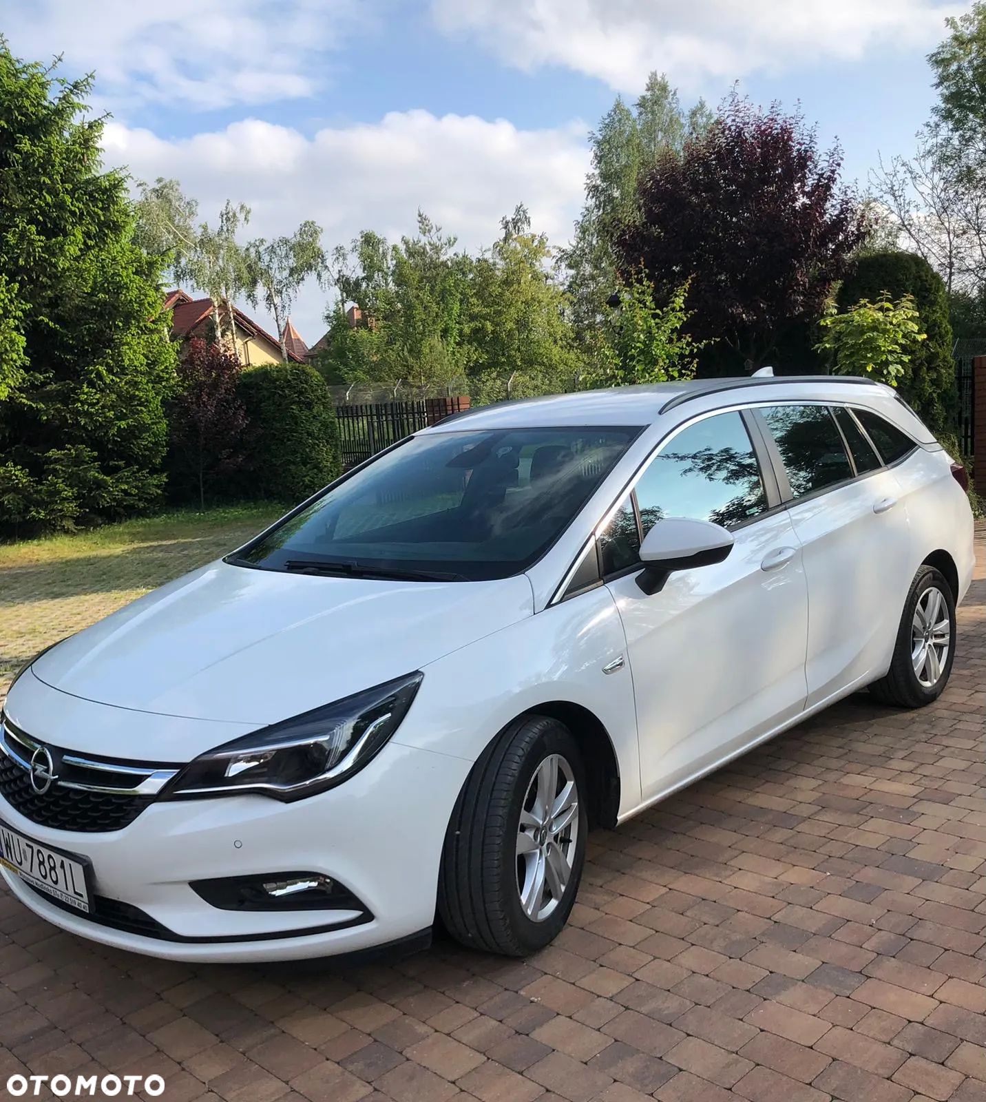 Opel Astra V 1.6 CDTI Enjoy - 1