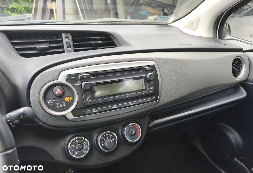 Toyota Yaris 1.0 Active - 2