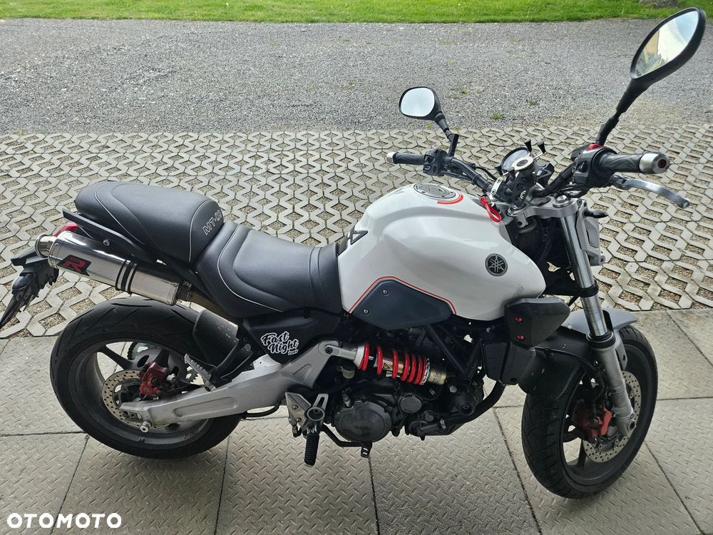 Yamaha MT - 1