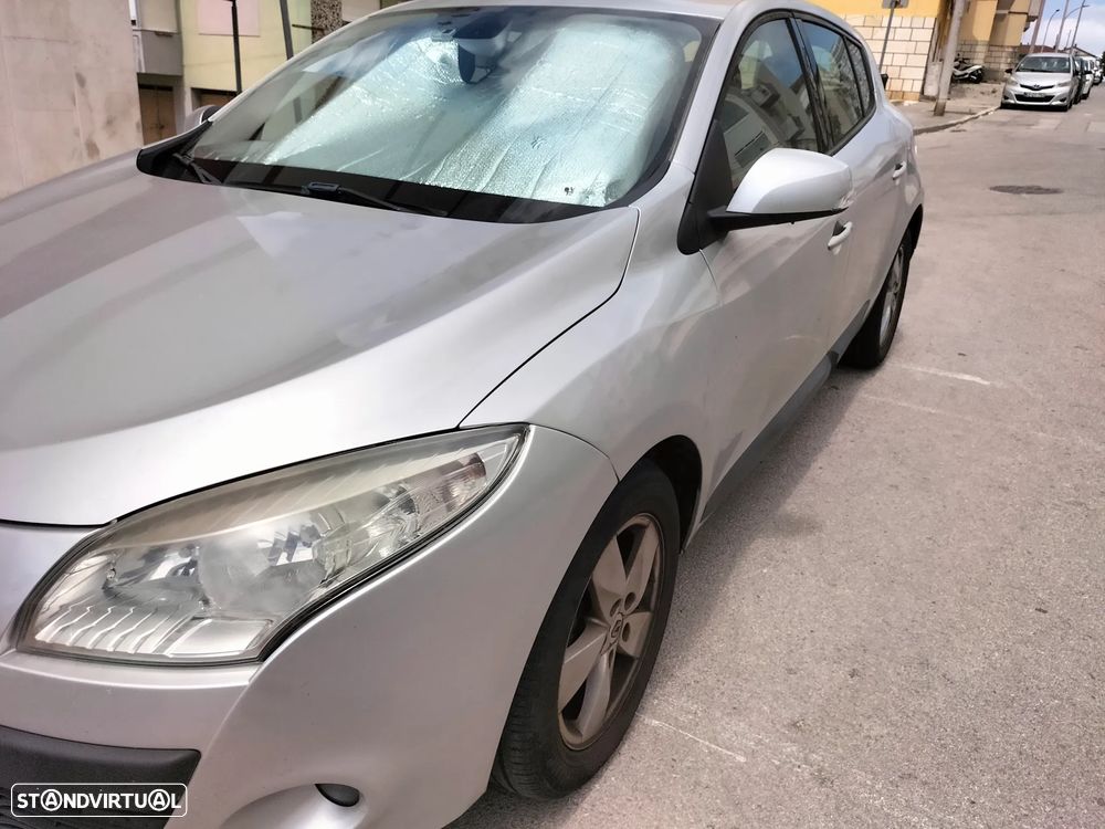 Renault Mégane 1.5 dCi Confort - 1