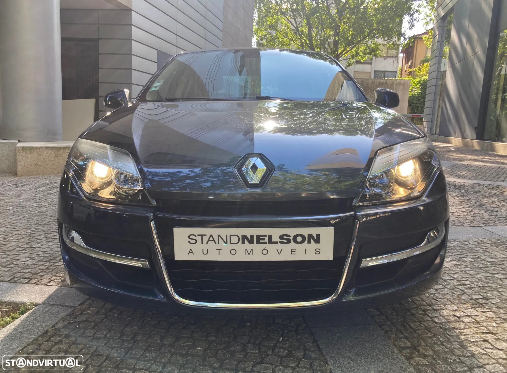 Renault Laguna 2.0 dCi Dynamique S 118g - 3